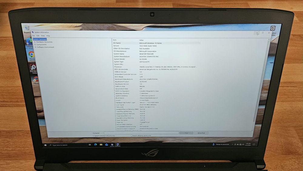 Asus ROG Strix G731GU - 17" - I7 16GB ram 128 SSD + 240