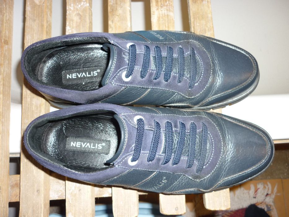 Pantofi barbati din piele ca noi!