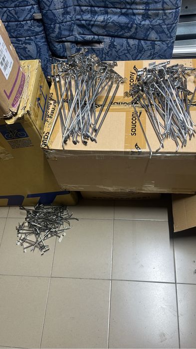 Крючки для экономпанелей