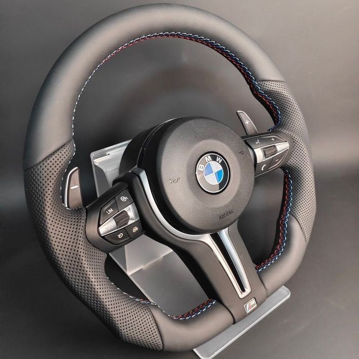 Новый руль BMW M Performance