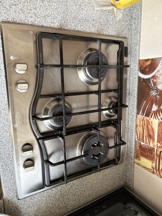 Продам газ плиту