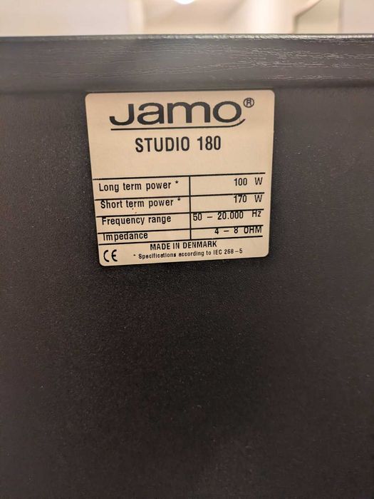 Прадавам 2 бр. Jamo Studio 180