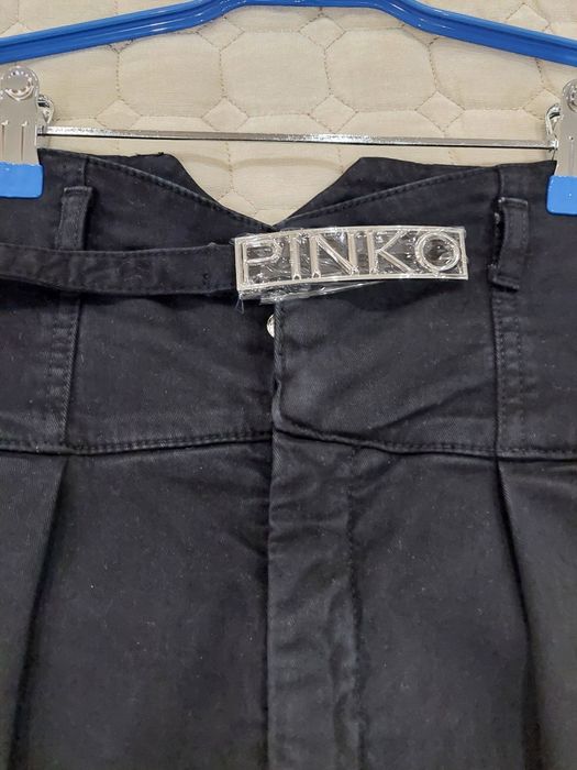 Панталон Calvin Klein 24 размер Pinko дънки. Pinko къси панталони.