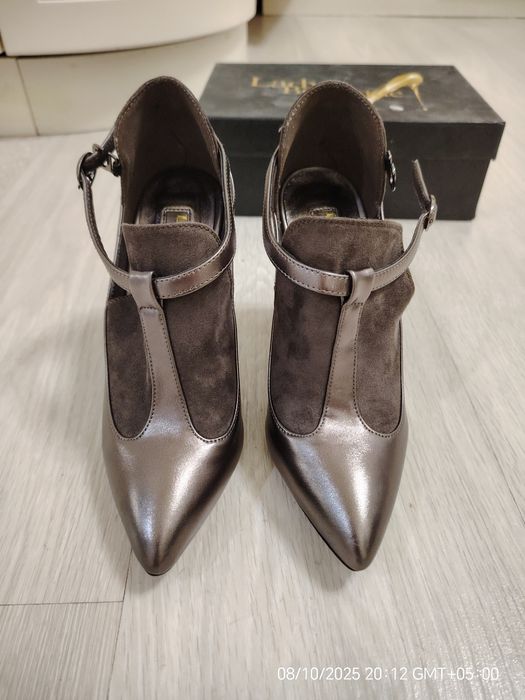 Продам туфли ботильоны