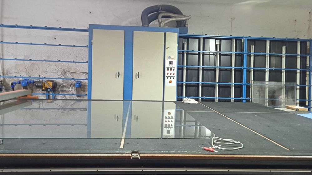 Vând linie sticla termopan