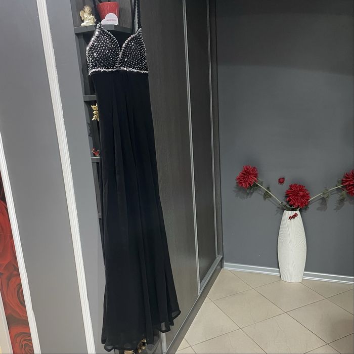 рокля черна, цветна, дантела, бежова с паети