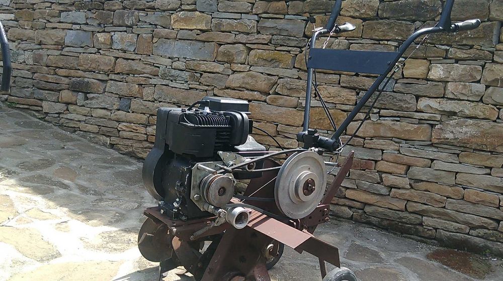 Българска мотофреза Болгар МБ5