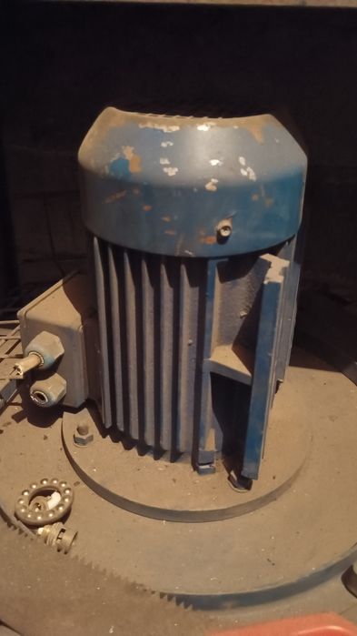 Двигатели на вентиляцию