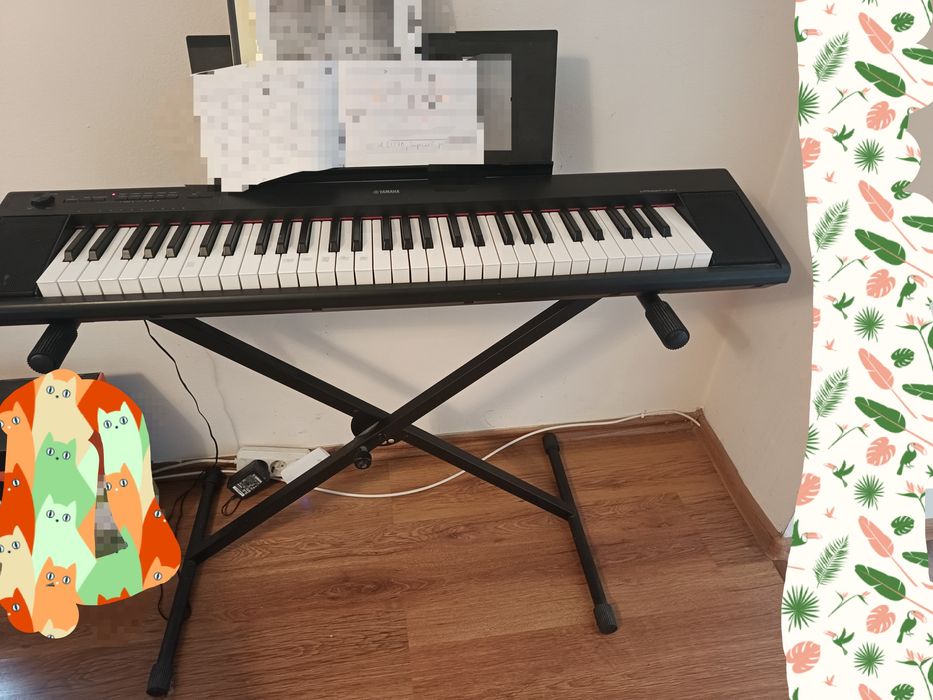 Pian Yamaha piaggero NP-12B + suport