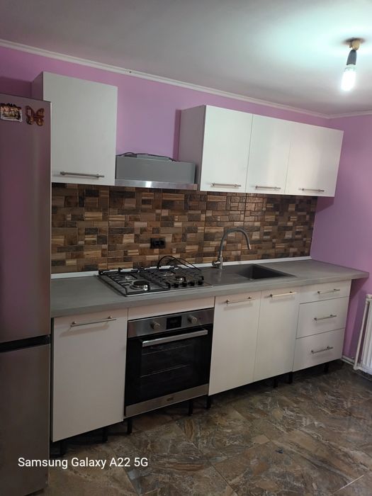 Montez mobila,la preturi decente rog seriozitate .