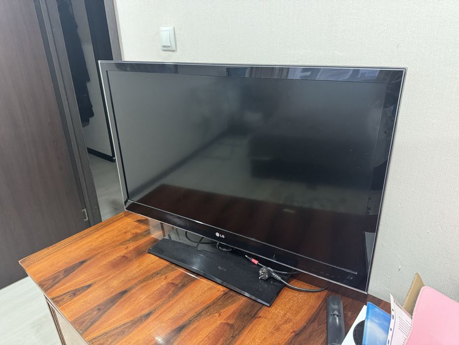 Срочно Продам Телевизор LG