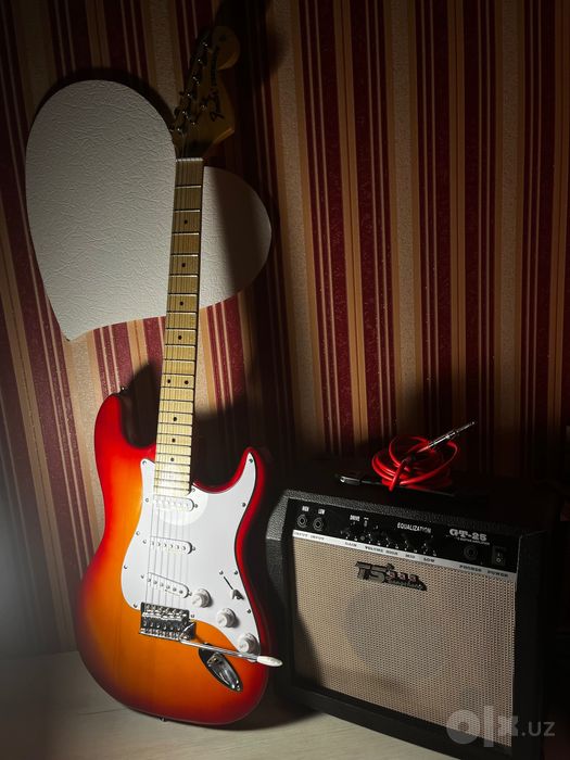 Гитара Fender stratocaster