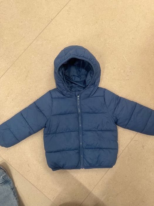 Сет от дънки НМ и преходно яке sinsay. Размер 74, 6-9 месеца.Като нови