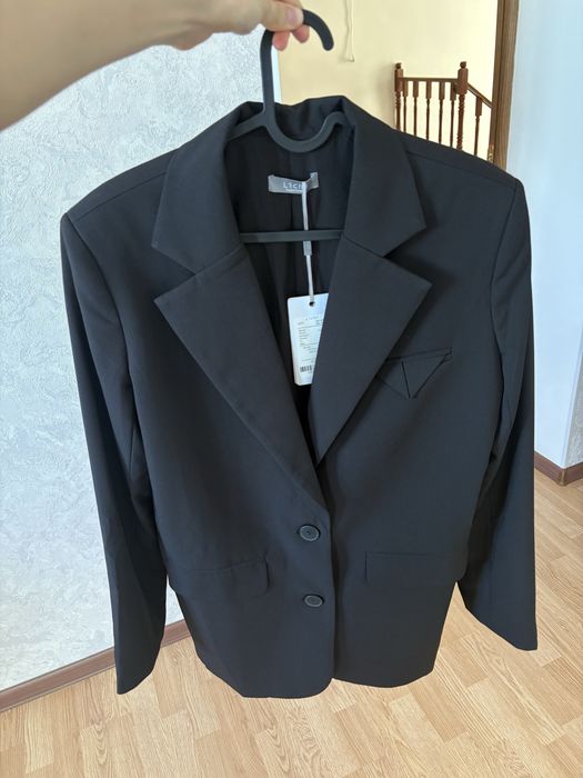 новый пиджак Lichi