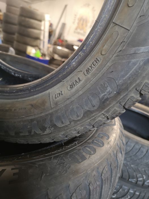 Anvelope, cauciucuri iarnă 205 60 16