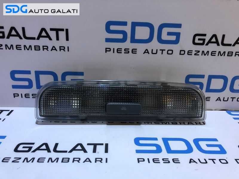 Plafoniera Lumini Lampa Iluminare Habitaclu Spate Pasageri Audi A4 B7 2005 – 2008 Cod 8P0947111A [D0325]