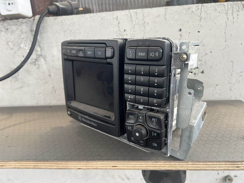 Медия Радио Mercedes W215 W220