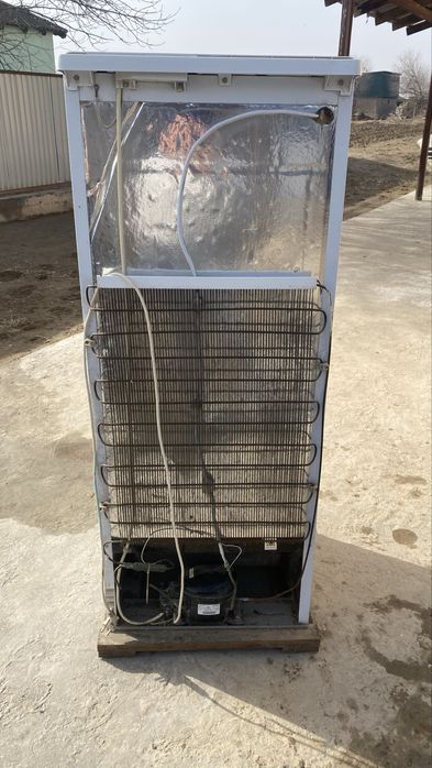 Холодильник бирюса