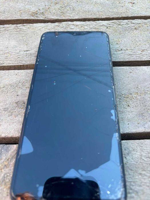 Продам телефон Redmi A5