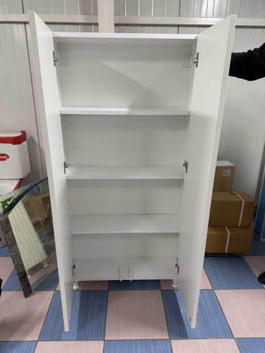 Mobilier pretabil suspendat perete