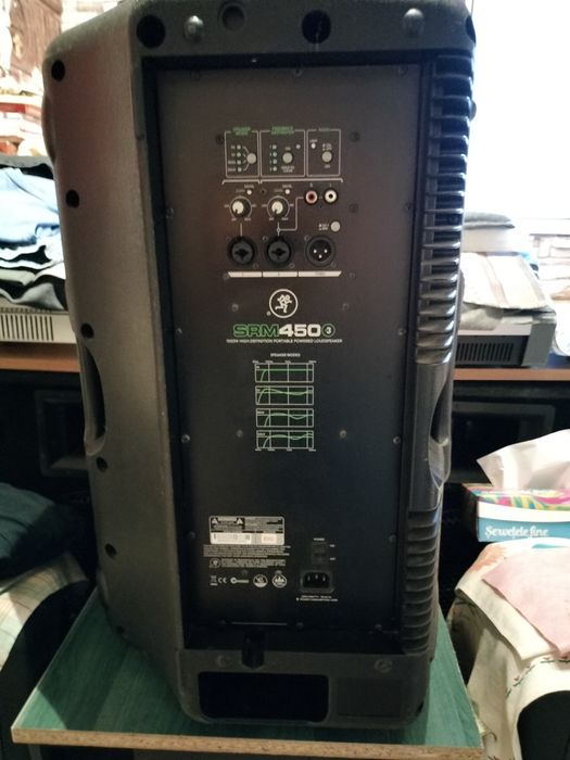 Boxa activa " Mackie Srm 450V3 " parțial Functionala.
