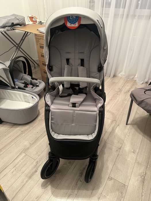 Cărucior Chipolino Prestige 3 in 1