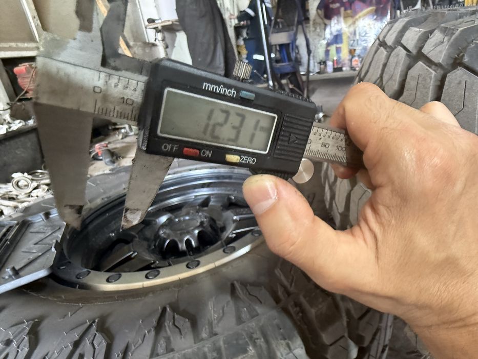 Шины 285 70 R17  Radar Renegade RT
