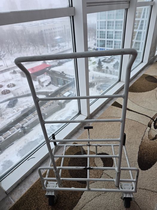 Тележка ручная для инструмента