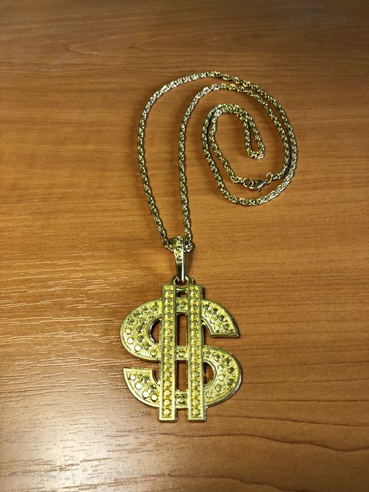 Луксозна шнола за коса с камъни