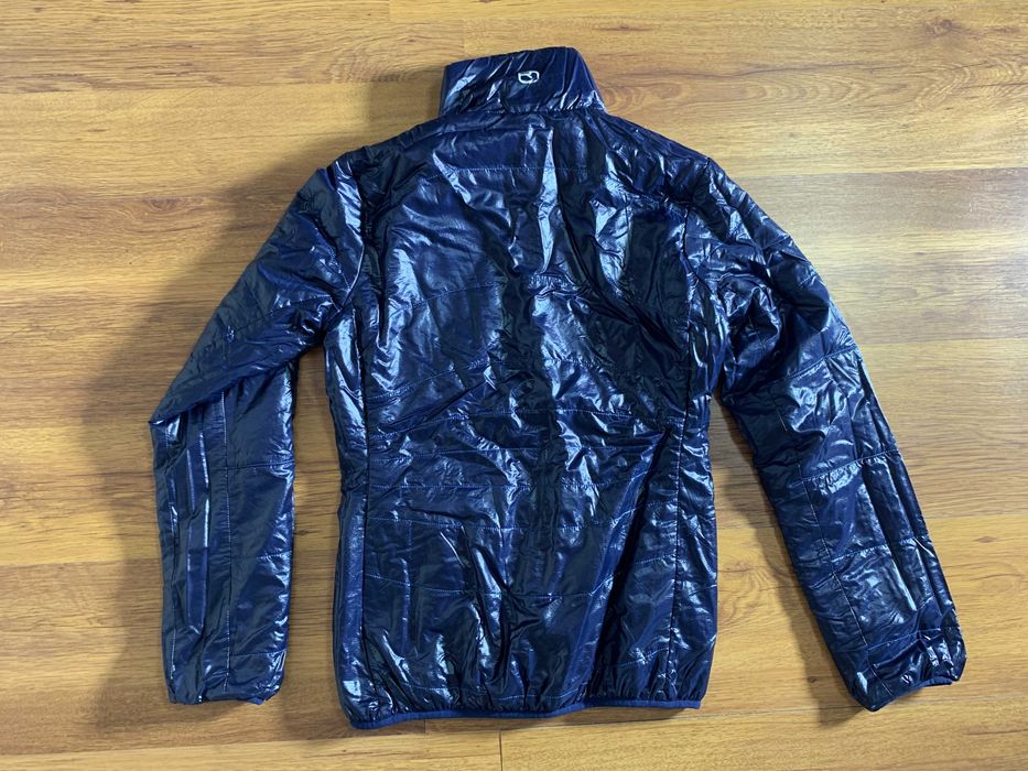 Дамско яке Ortovox Swisswool Inside Reversible Puffer XS