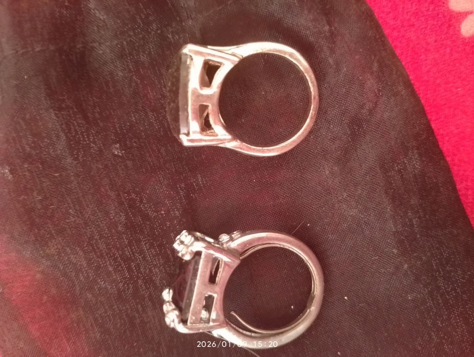 Inele și cercei de damă