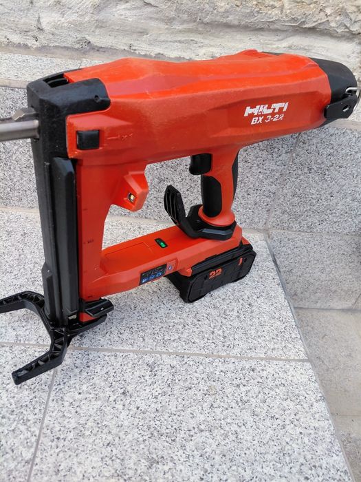 Hilti BX 3-22  Nuron безкабелен пистолет за пирони за бетон