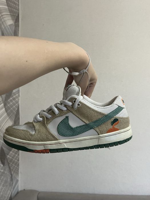 кроссовки,в хорошем состоянии