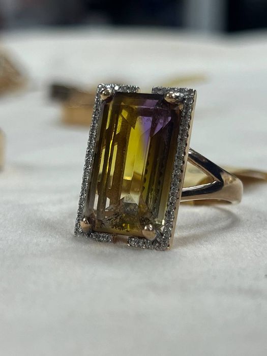 Кольцо золотое ЖанТаС ломбард Астана