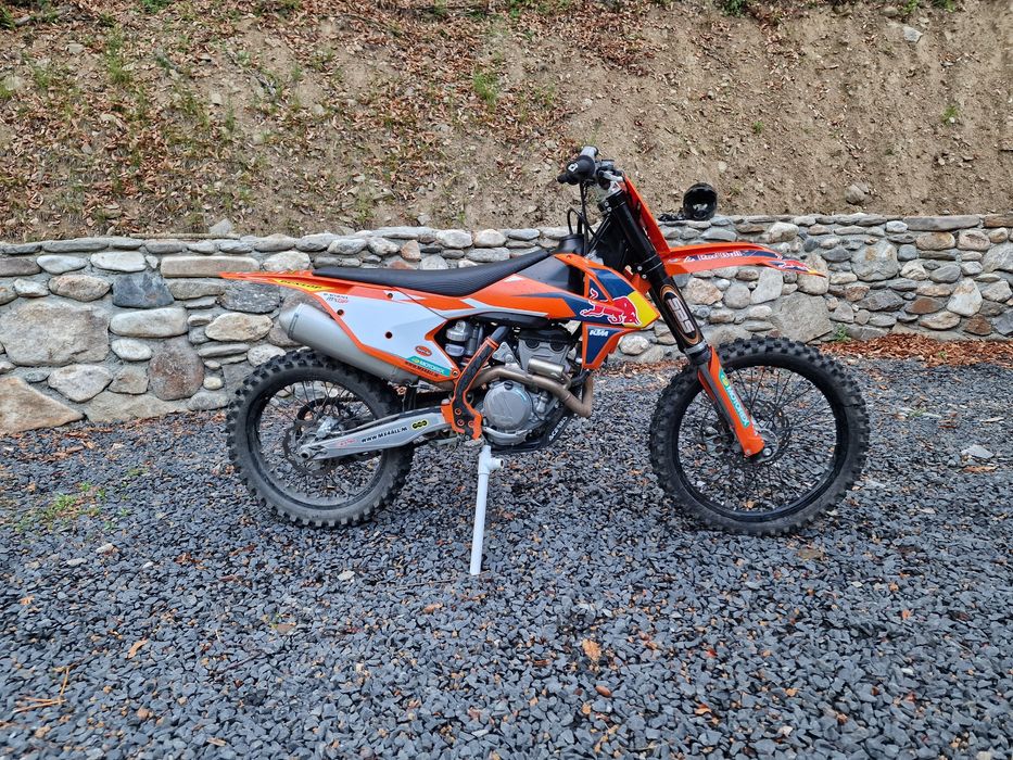 Vând ktm 4t.   impecabil 2018