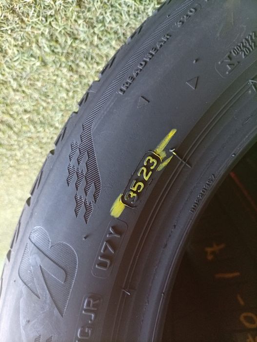 225 50 17 Bridgestone