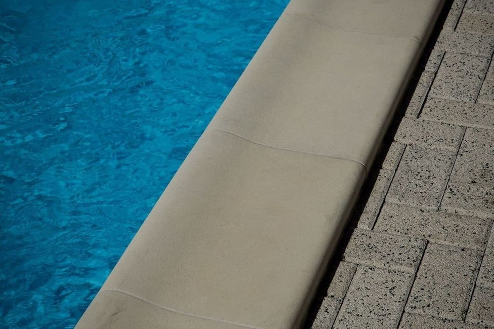 Montaj Borduri Piscină (Material + Manoperă)