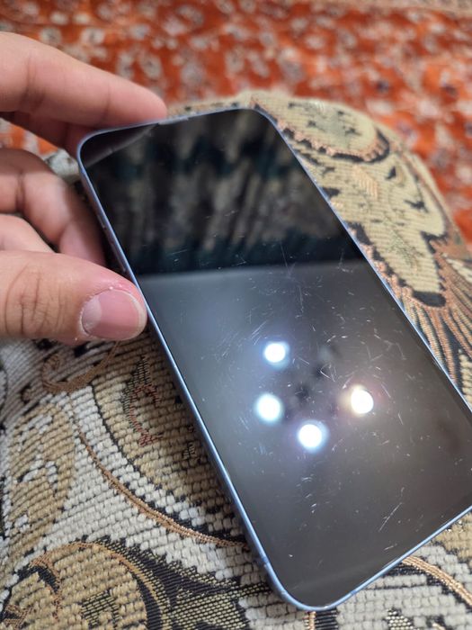 Iphone 14. baterie 83