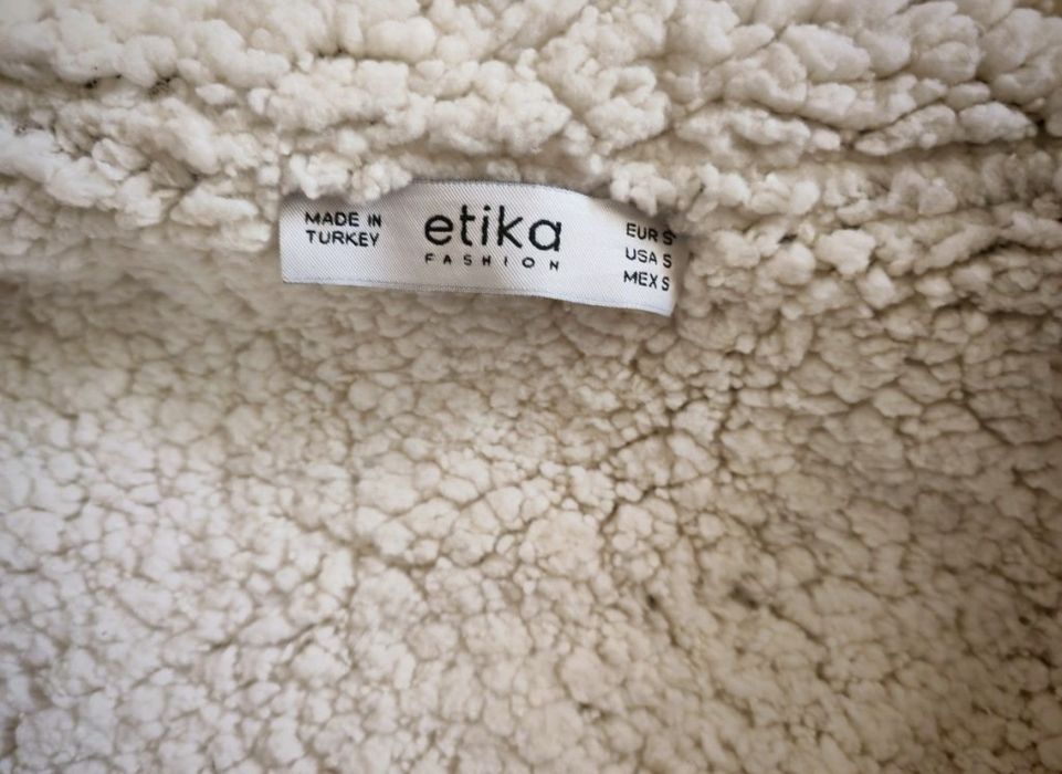 Geaca piele ecologica noua fără eticheta,marimea S,imblanita.