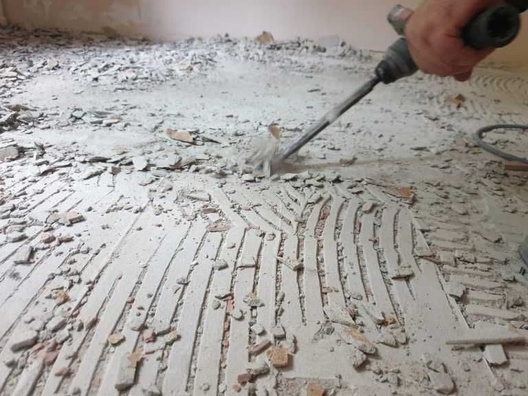 Decopertări si Demolari Gresie, Faianță, Parchet, Lambriu, Evacuare Moloz