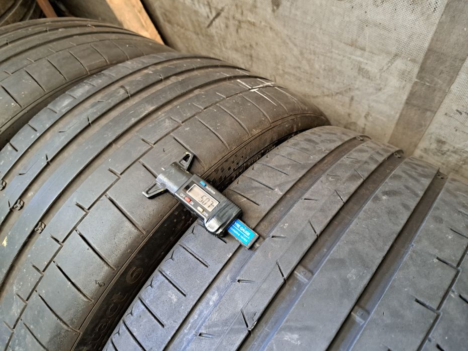 Set anvelope 275/30 R20 cu 245/35 R20 Continental