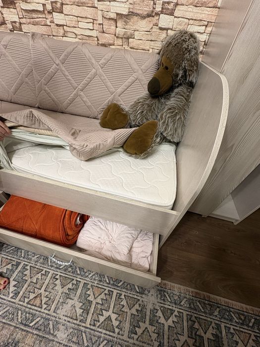 Продам детскую стенку