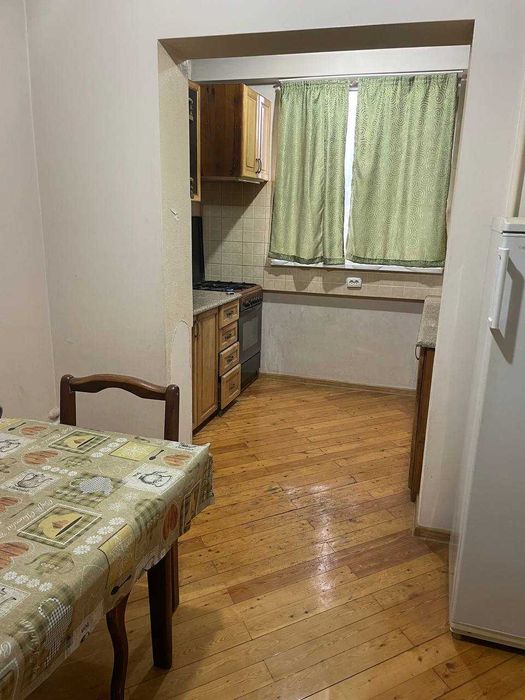 сдается в аренду 3-ех комнатная квартира в районе вокзала