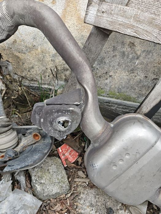 BMW  F10 M5  на части