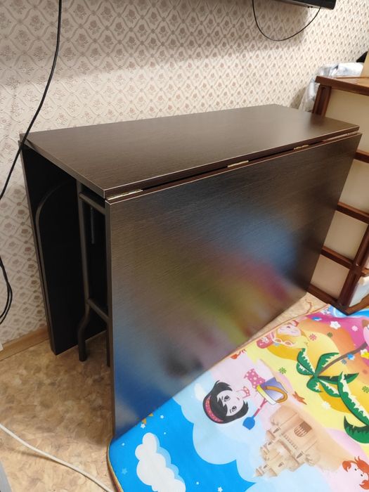 Продам стол в хорошем состоянии б/у