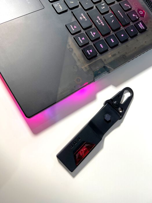 Laptop Gaming Asus RTX3080 32 GB RAM 2TB SSD