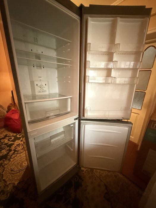 Холодильник  срочно