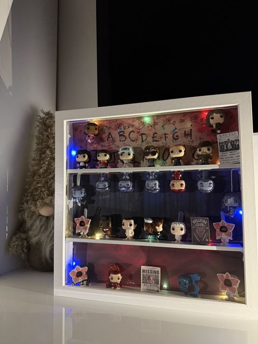 Colectie completa Stranger Things Kinder