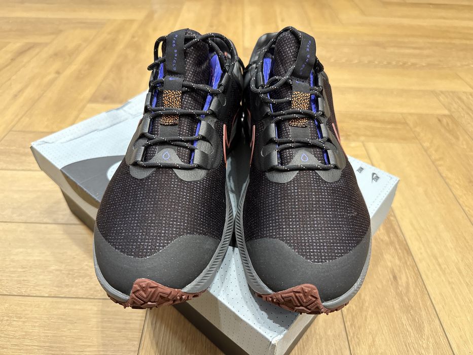 Всесезонные кроссовки Nike Winflo 8 Shield