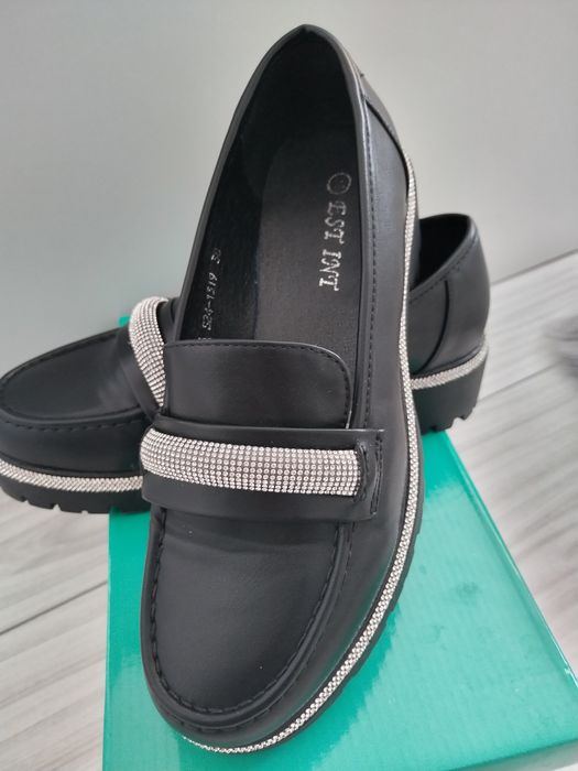 Pantofi dama moderni